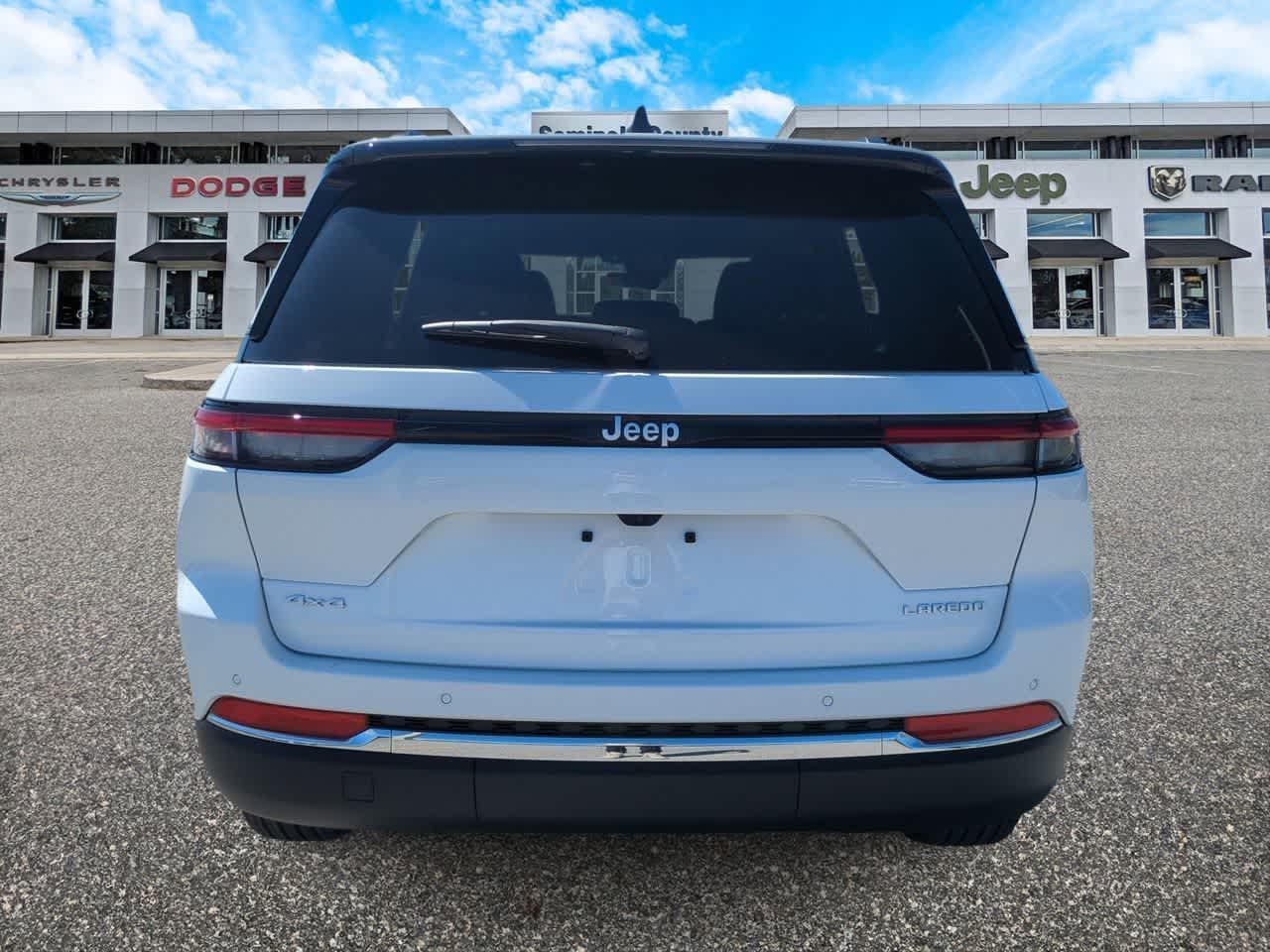 Thumbnail: 2026 Jeep Grand Cherokee - 7