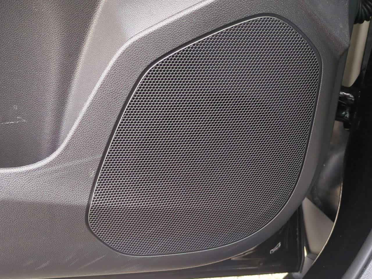 Thumbnail: 2025 Chevrolet Trax - 32