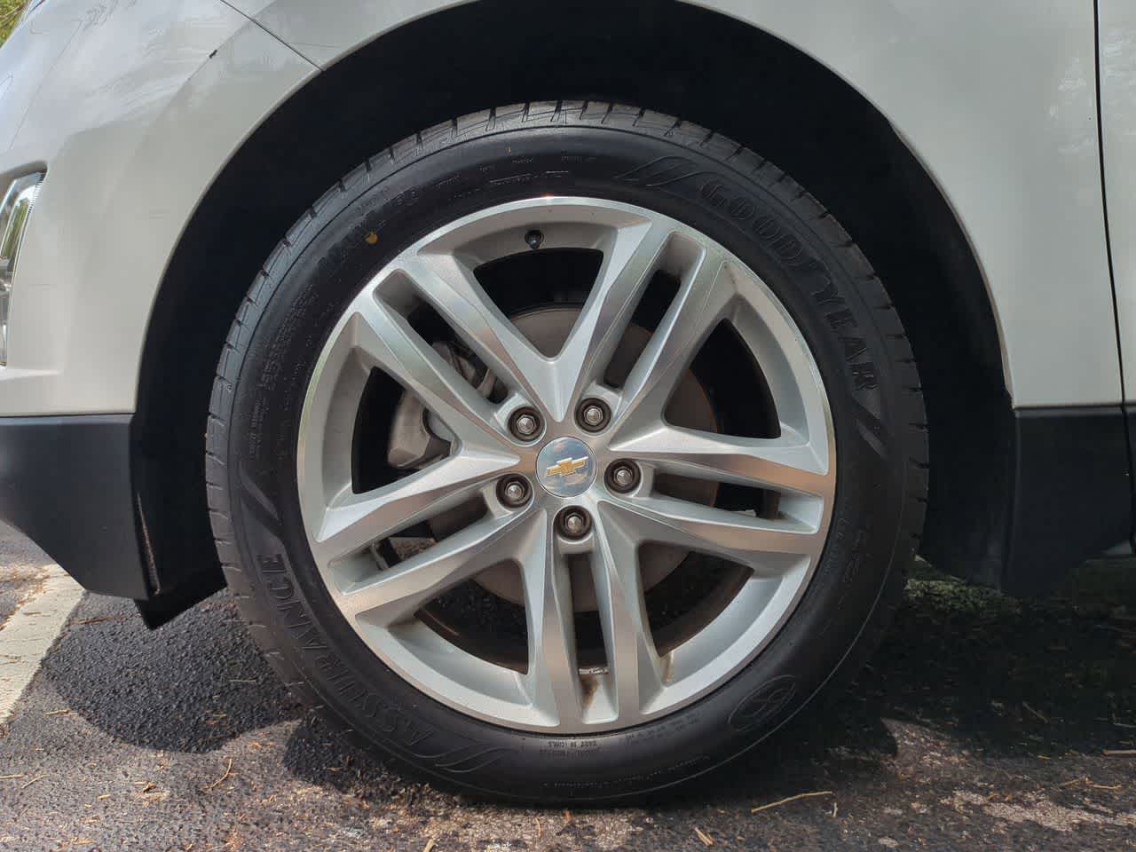 Thumbnail: 2019 Chevrolet Equinox - 14