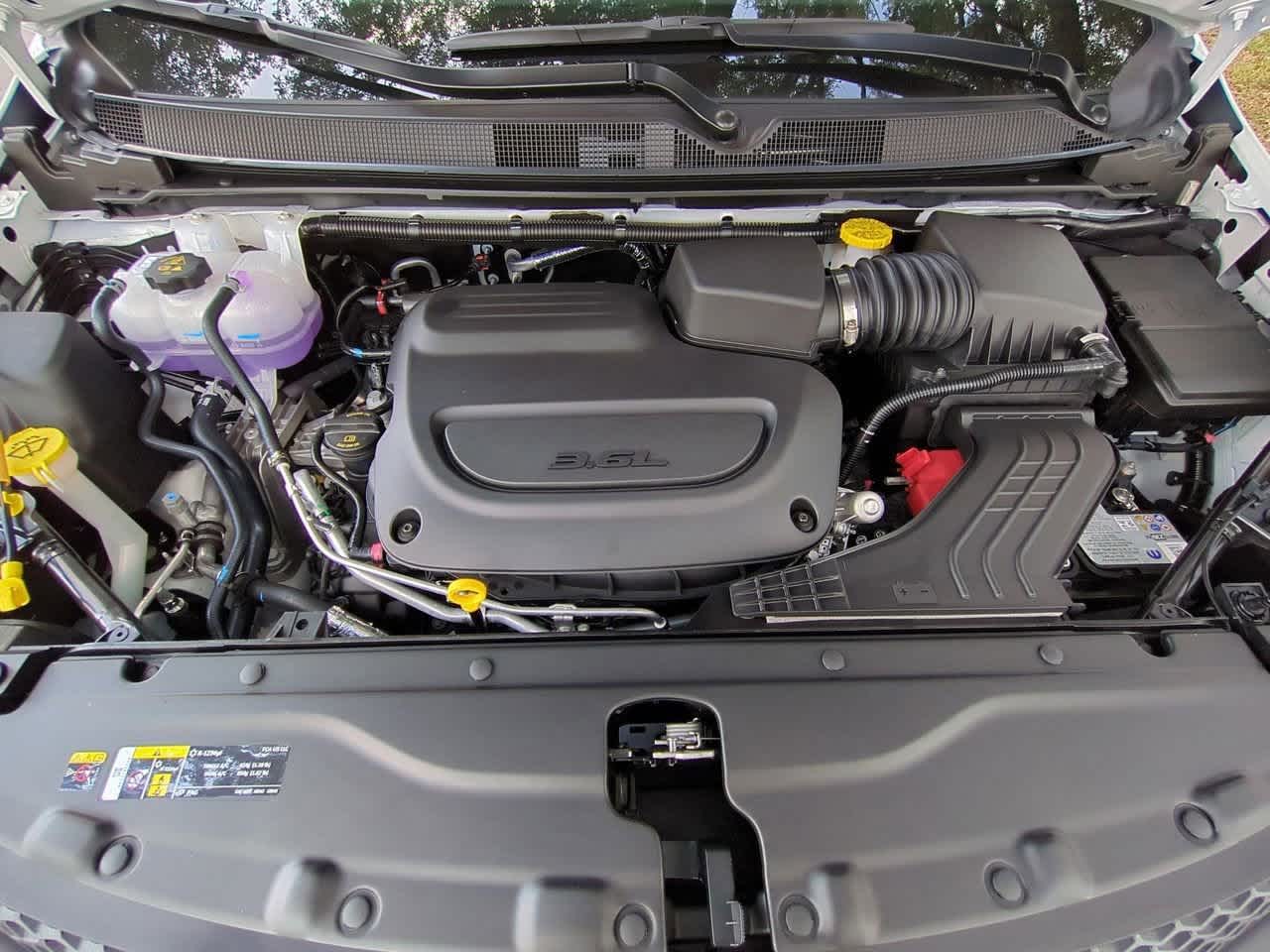 Thumbnail: 2026 Chrysler Voyager - 15