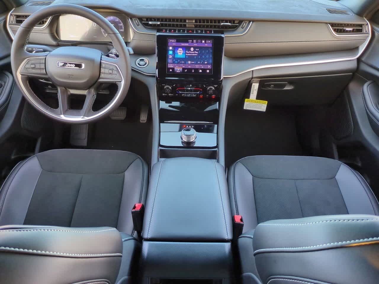 Thumbnail: 2025 Jeep Grand Cherokee - 16