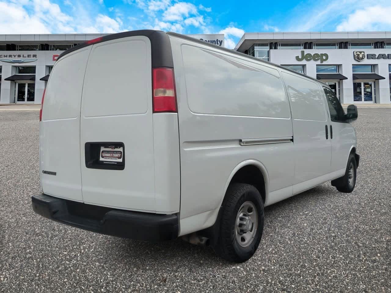 Thumbnail: 2017 Chevrolet Express - 8