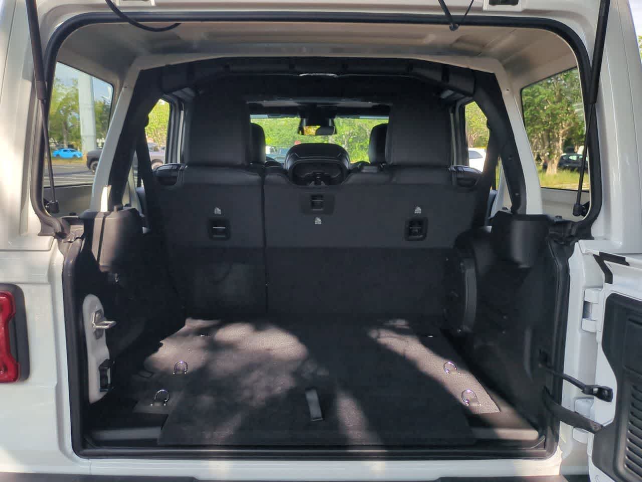 Thumbnail: 2026 Jeep Wrangler - 34