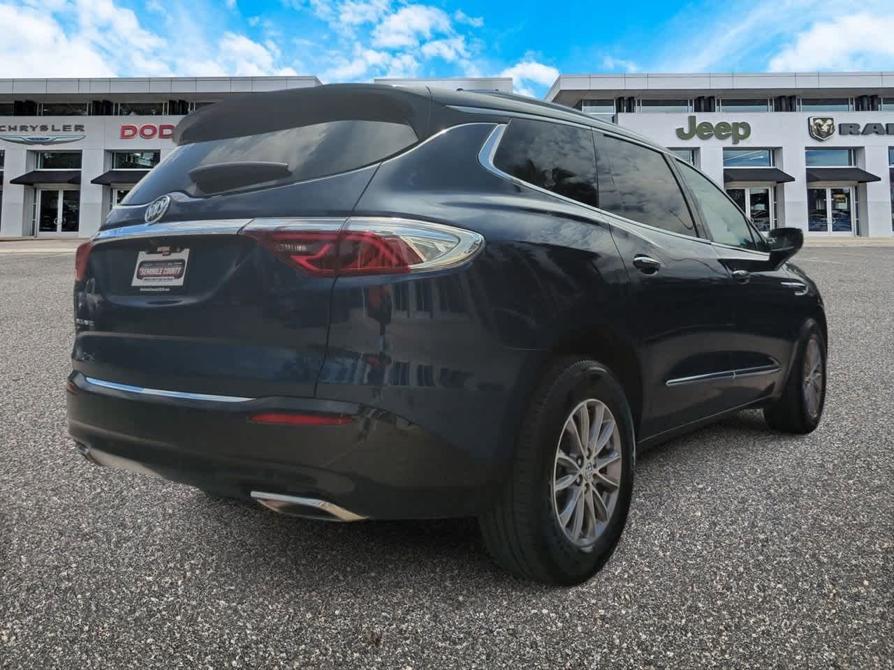 Thumbnail: 2023 Buick Enclave - 8