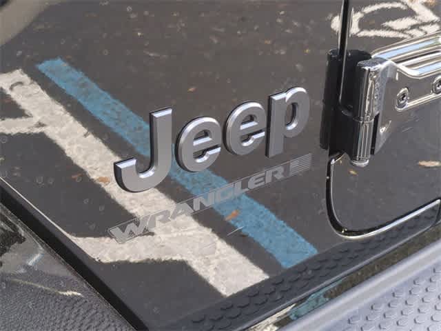 Thumbnail: 2025 Jeep Wrangler - 13