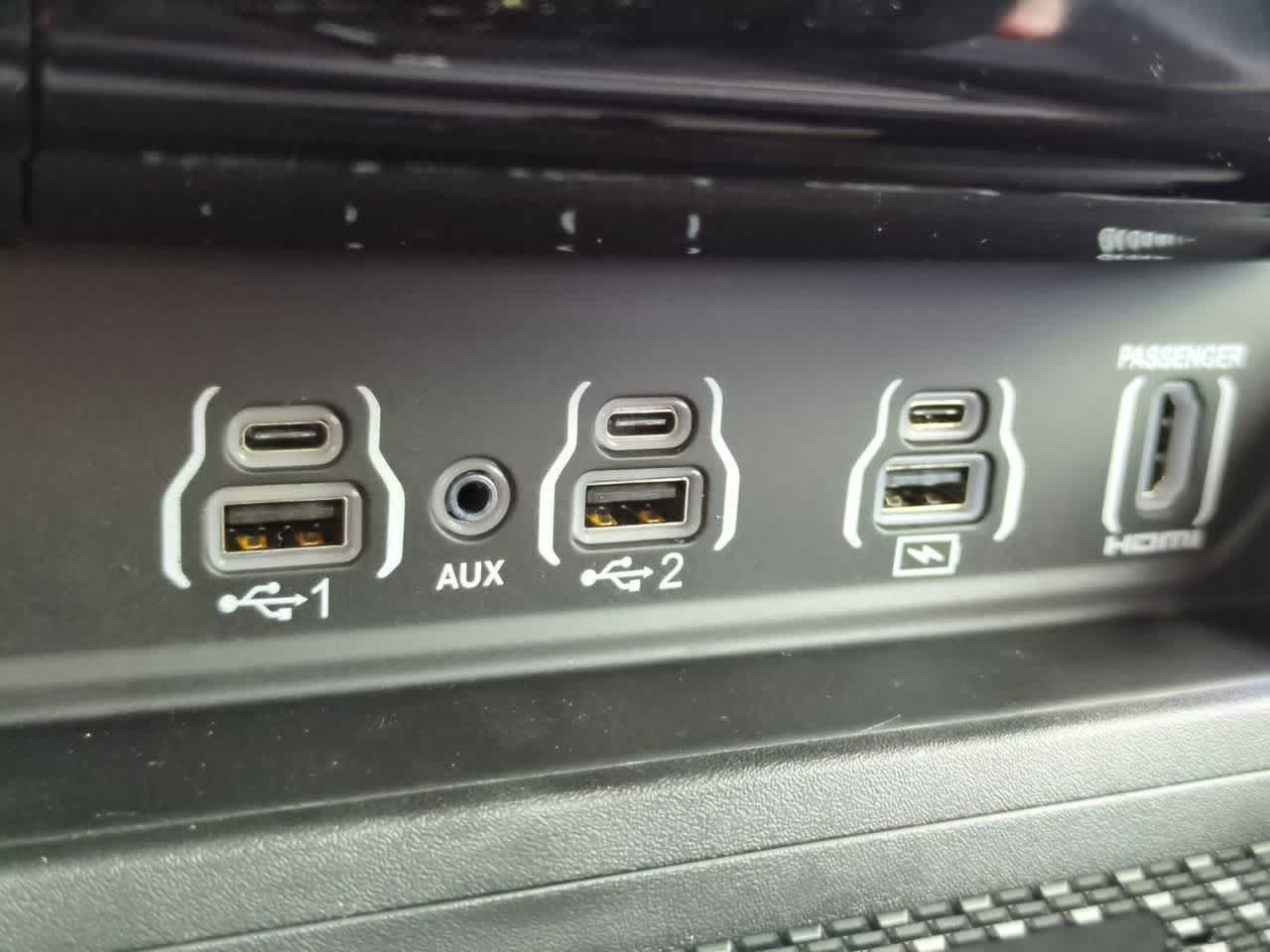 Thumbnail: 2026 RAM 1500 - 32