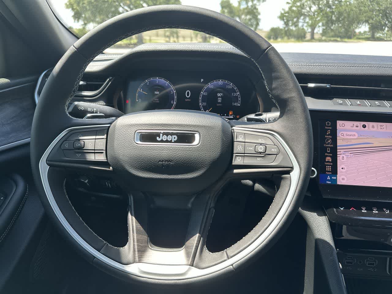 Thumbnail: 2026 Jeep Grand Cherokee - 22