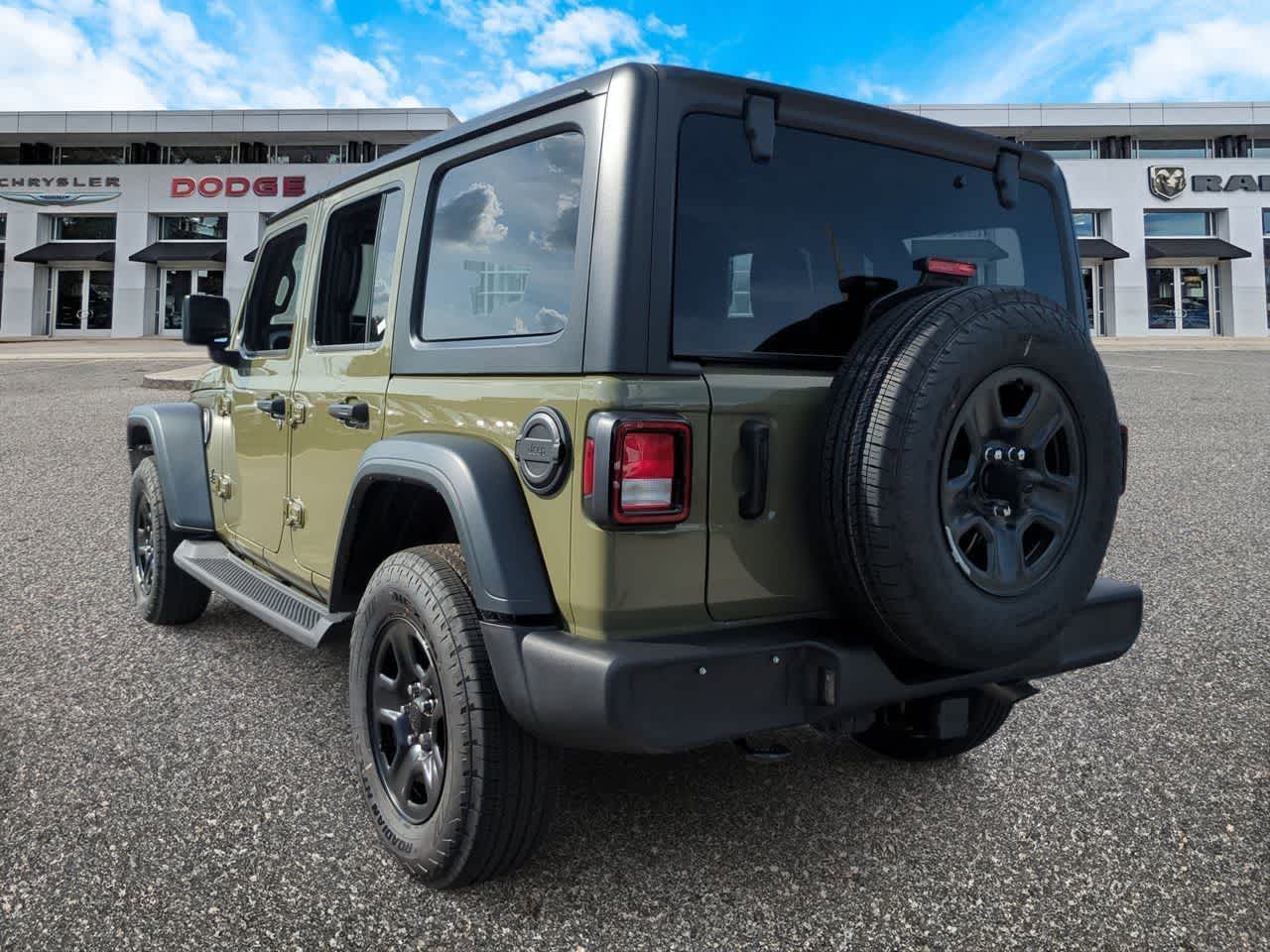 Thumbnail: 2026 Jeep Wrangler - 6
