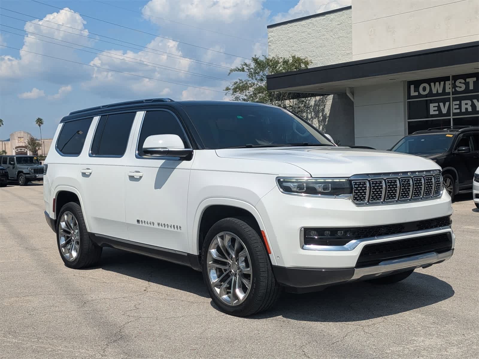 Thumbnail: 2022 Jeep Grand Wagoneer - 3