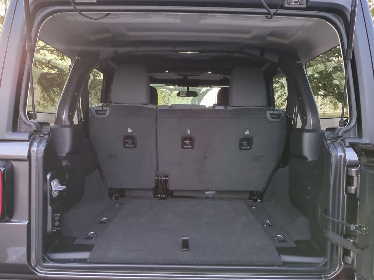 Thumbnail: 2025 Jeep Wrangler - 33