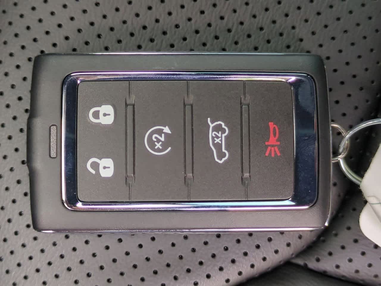 Thumbnail: 2025 Jeep Grand Cherokee - 38