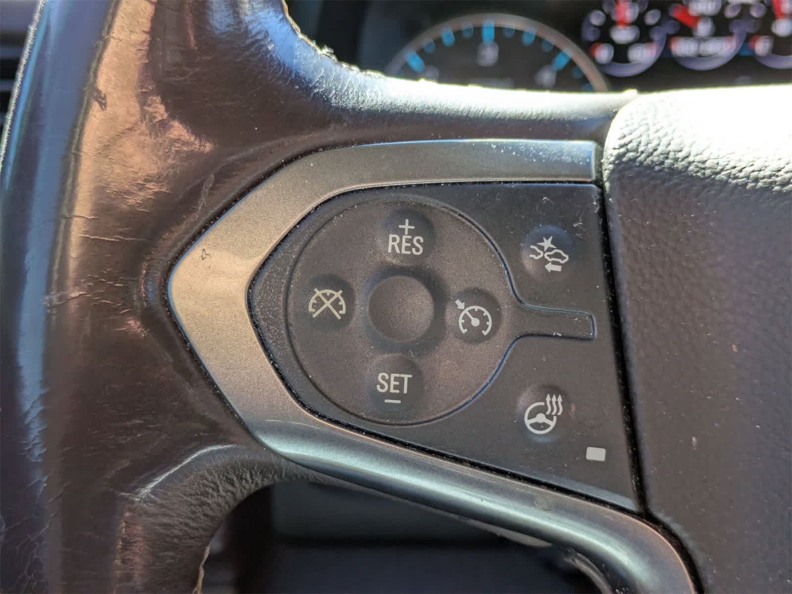 Thumbnail: 2017 Chevrolet Tahoe - 8