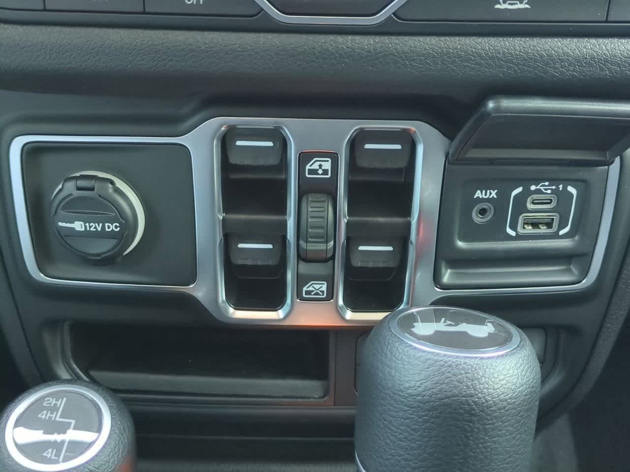 Thumbnail: 2026 Jeep Wrangler - 31