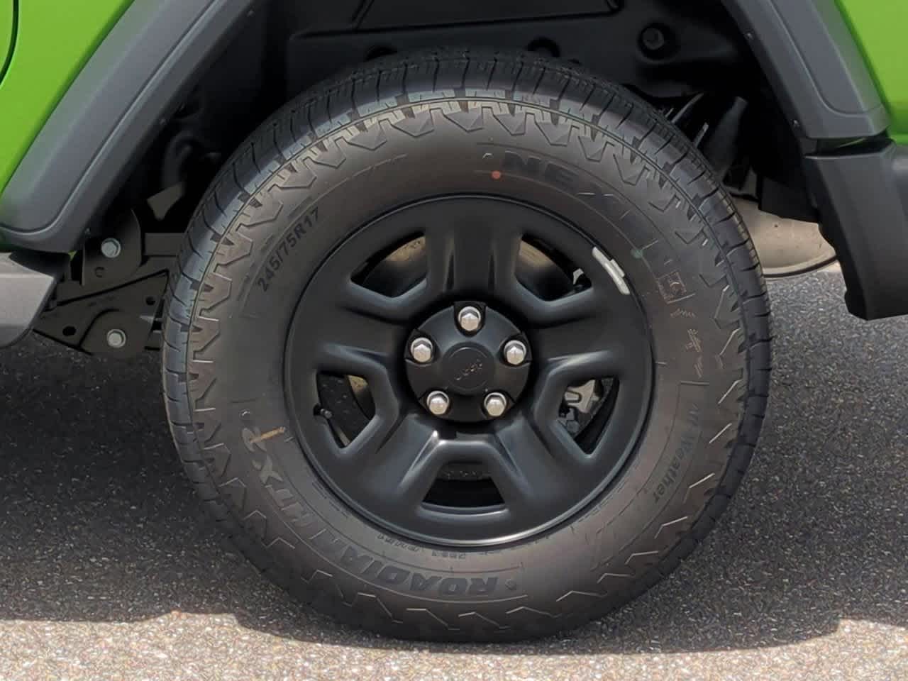 Thumbnail: 2025 Jeep Wrangler - 14