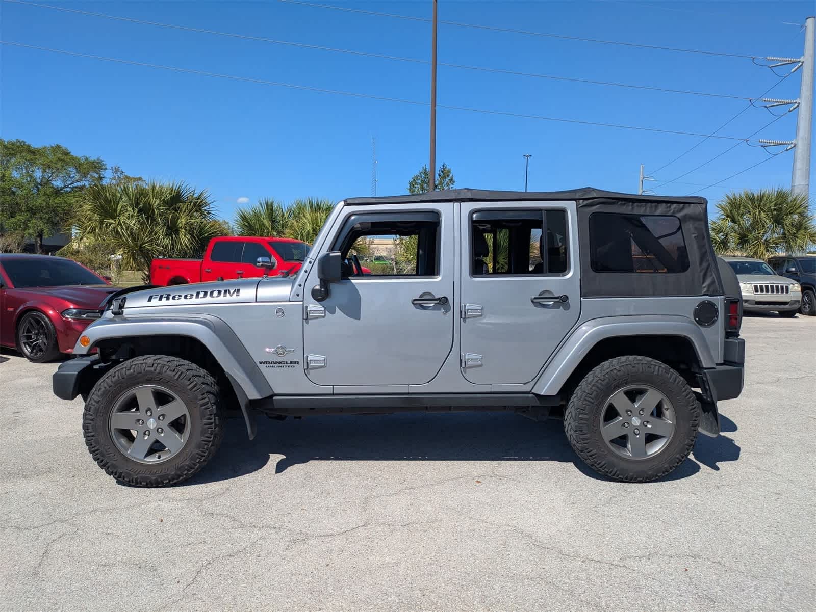 Thumbnail: 2013 Jeep Wrangler - 7