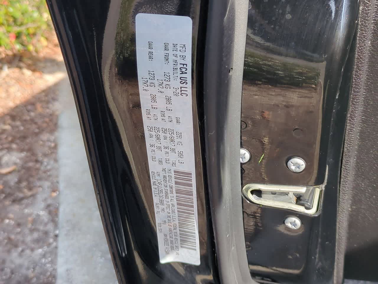 Thumbnail: 2020 Jeep Cherokee - 35