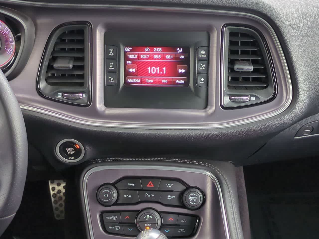 Thumbnail: 2017 Dodge Challenger - 27