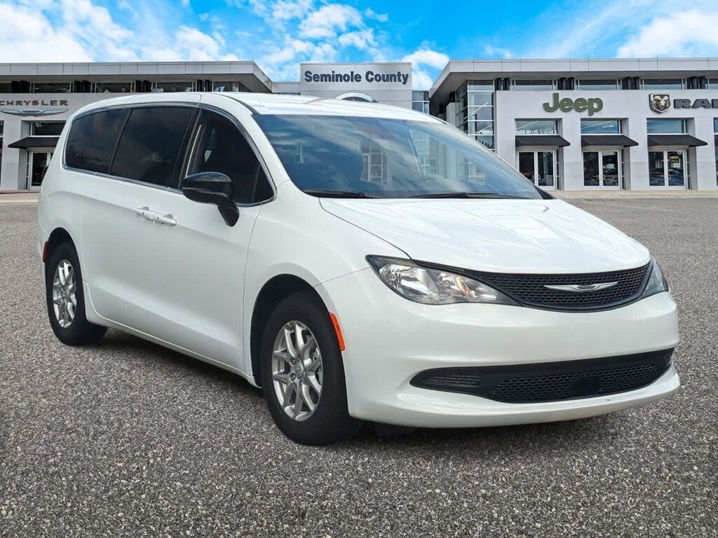 New 2026 Chrysler Voyager LX Van