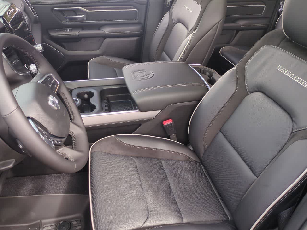 Thumbnail: 2026 RAM 1500 - 17