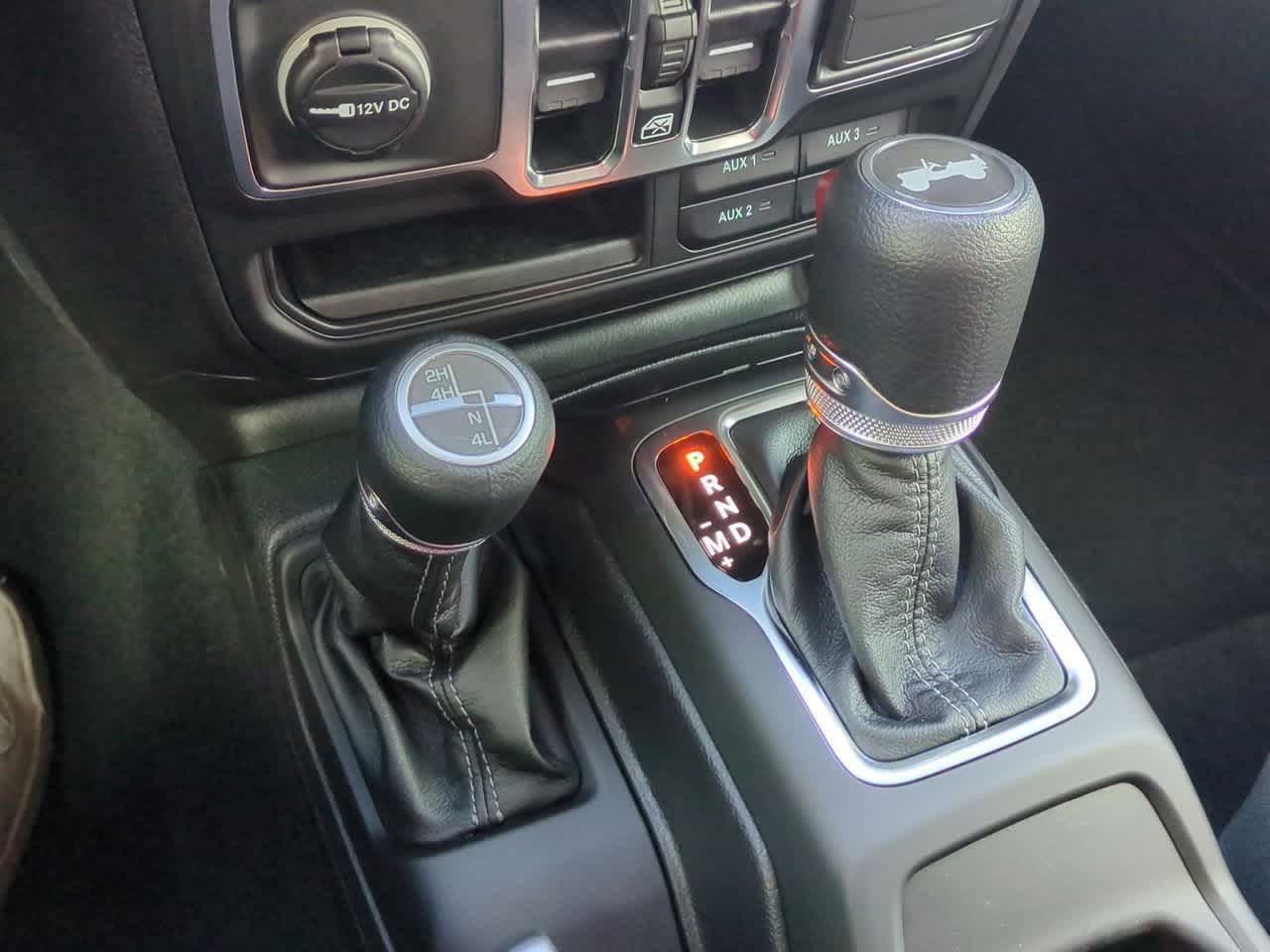 Thumbnail: 2025 Jeep Wrangler - 33