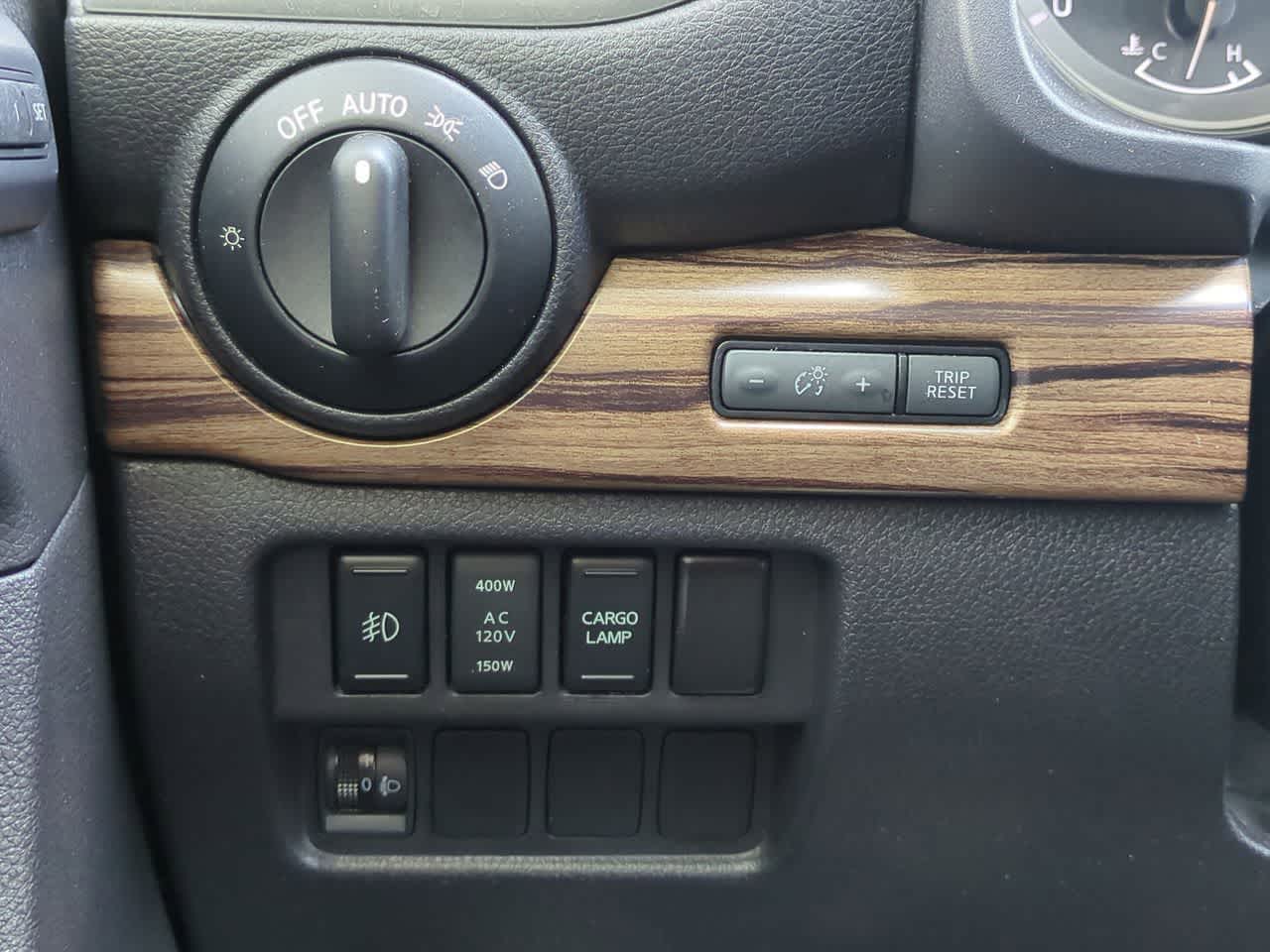 Thumbnail: 2018 Nissan Titan - 18