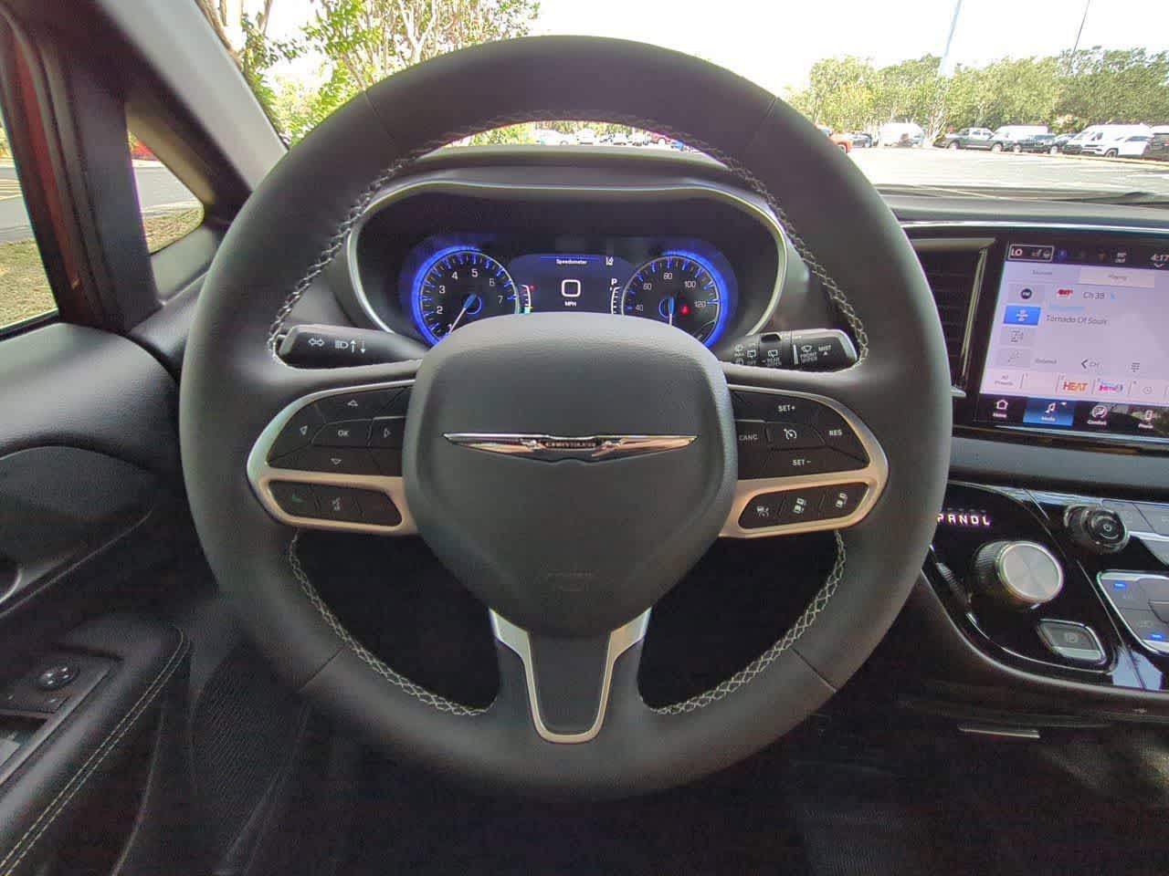 Thumbnail: 2026 Chrysler Voyager - 23