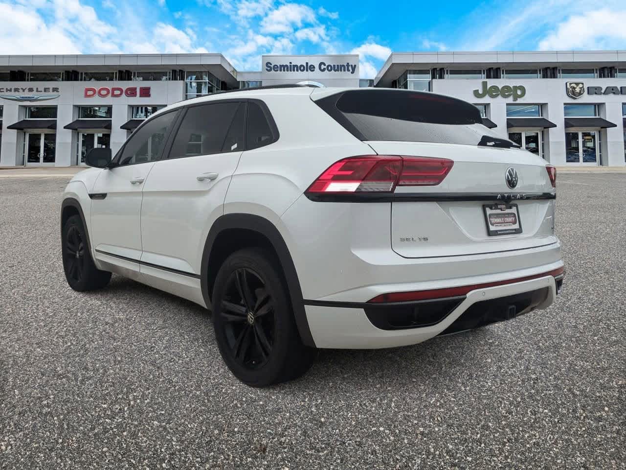 Thumbnail: 2023 Volkswagen Atlas - 6