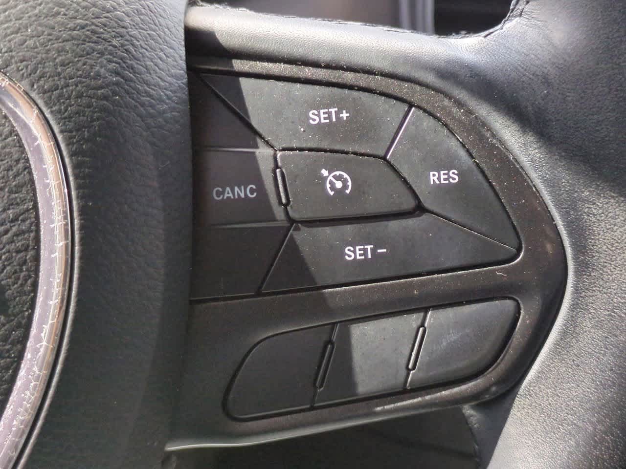 Thumbnail: 2021 Dodge Charger - 25