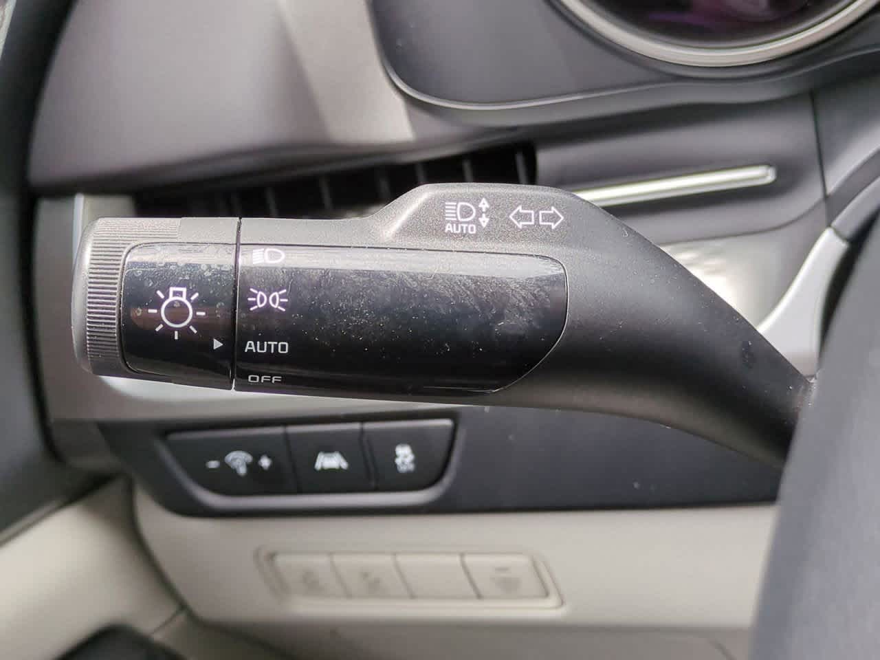 Thumbnail: 2024 Kia Carnival - 26