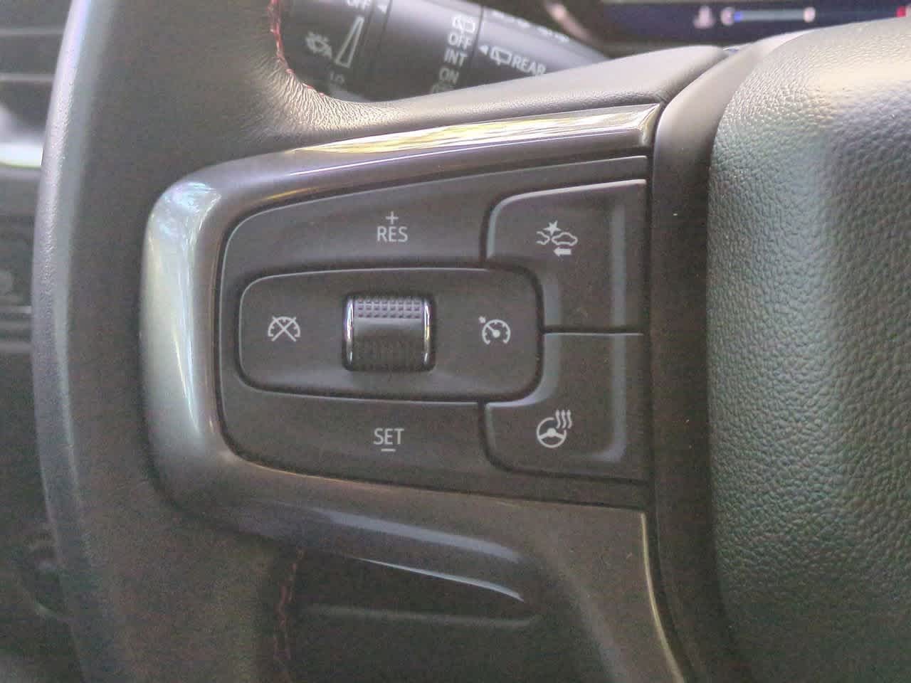 Thumbnail: 2022 Chevrolet Tahoe - 25