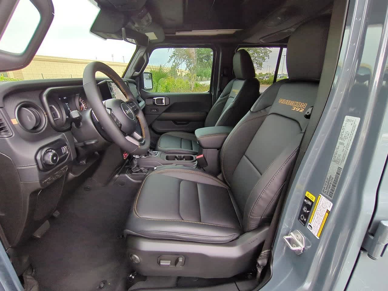 Thumbnail: 2025 Jeep Wrangler - 17
