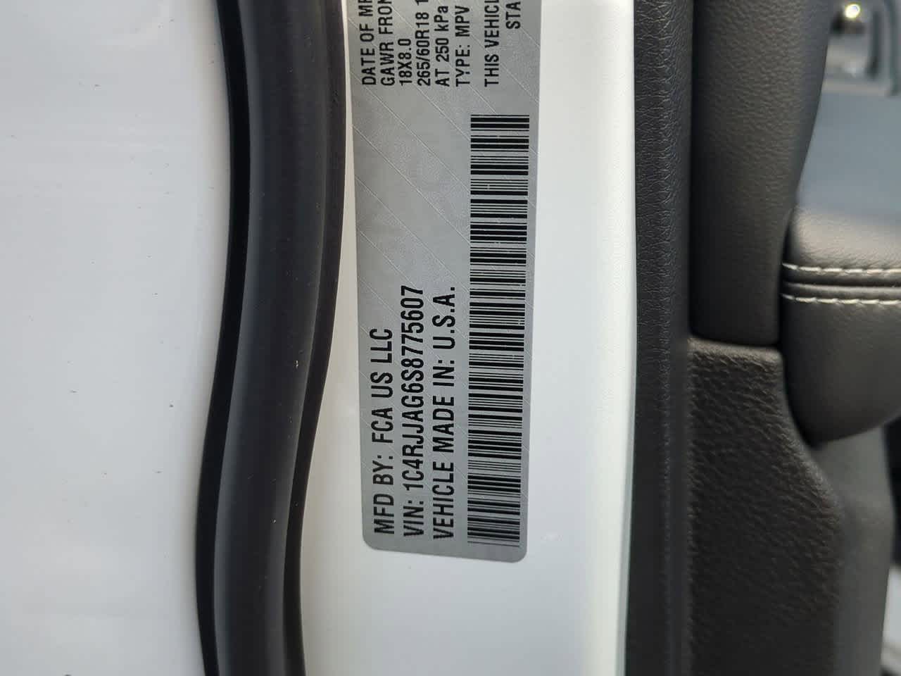 Thumbnail: 2025 Jeep Grand Cherokee L - 36