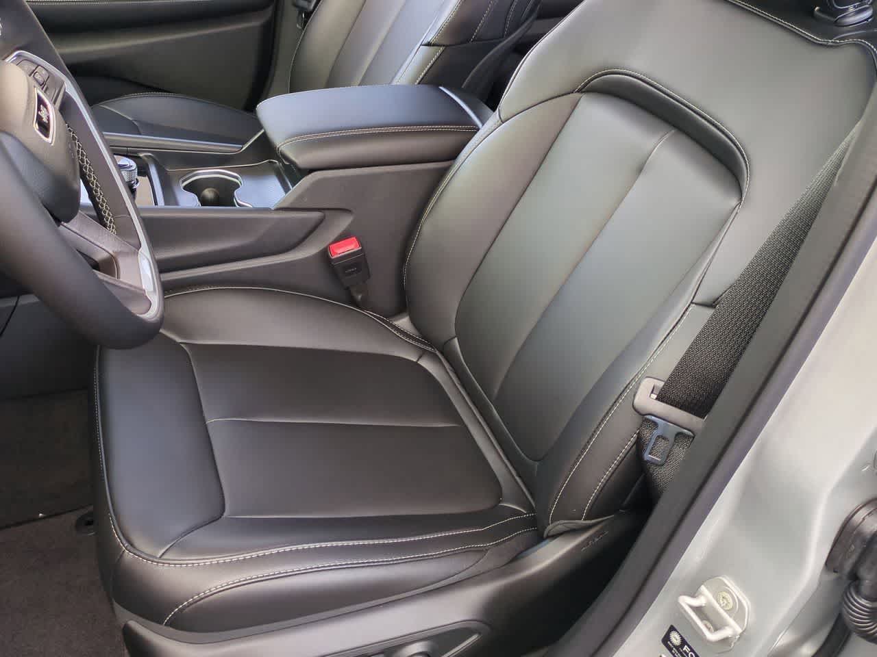 Thumbnail: 2025 Jeep Grand Cherokee L - 16