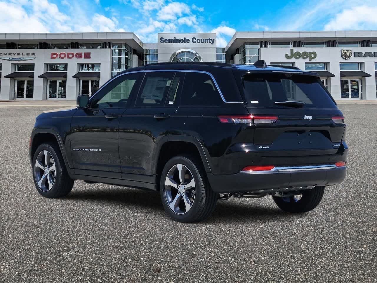 Thumbnail: 2025 Jeep Grand Cherokee - 6