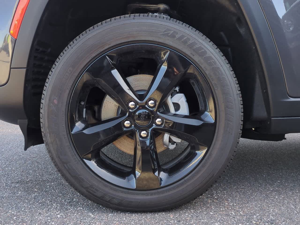 Thumbnail: 2025 Jeep Grand Cherokee - 14