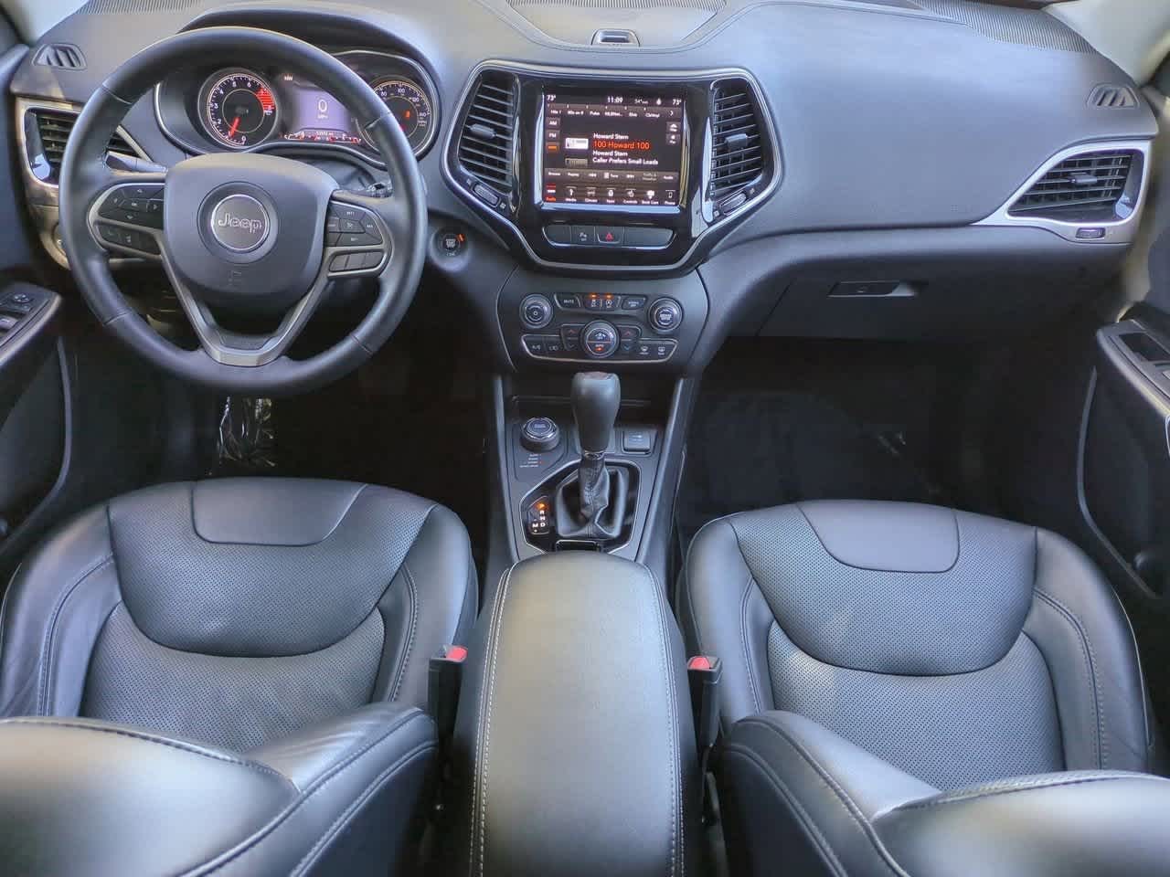 Thumbnail: 2019 Jeep Cherokee - 16