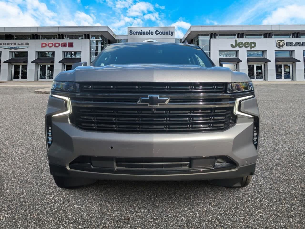 Thumbnail: 2022 Chevrolet Tahoe - 3