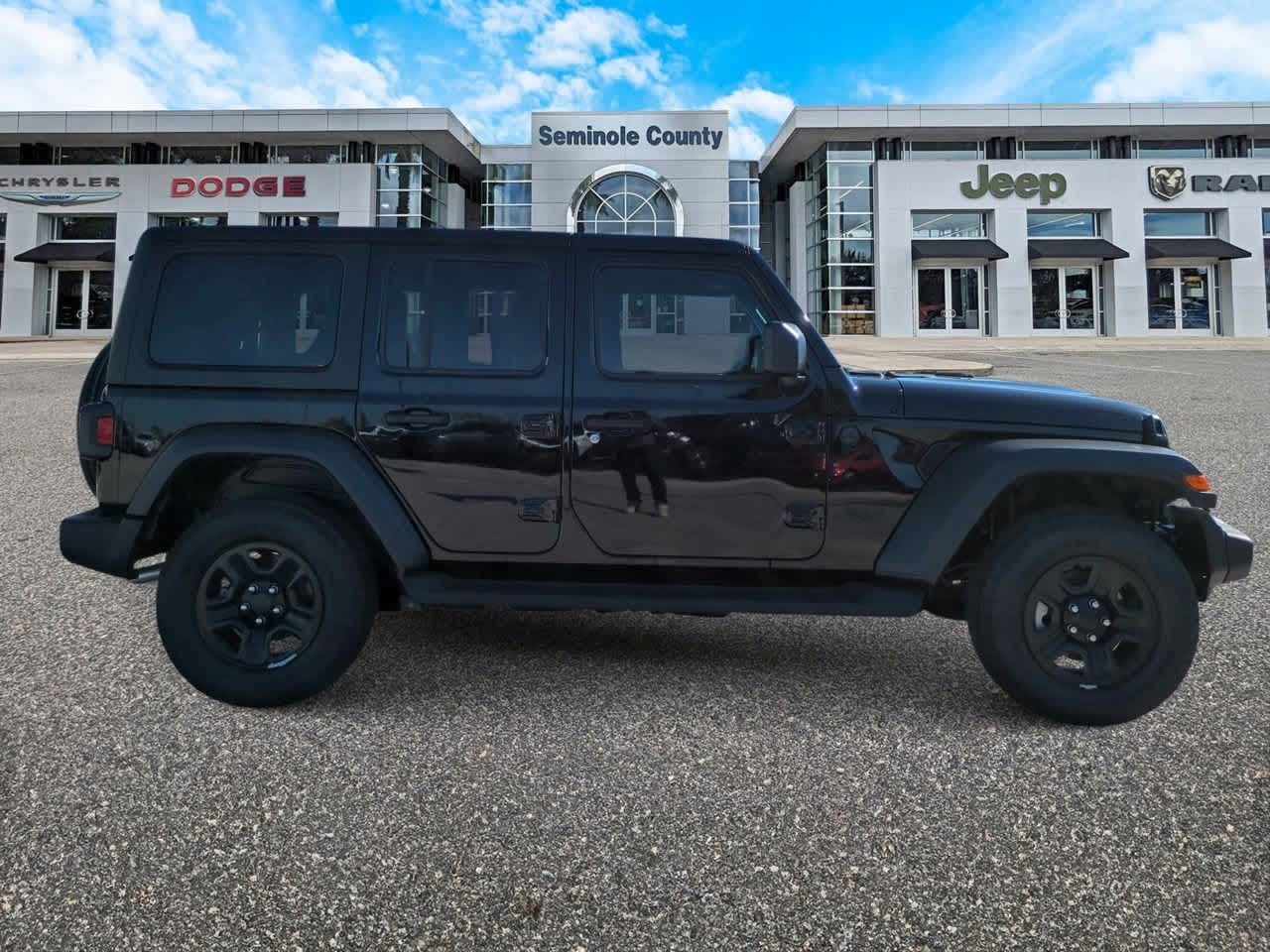 Thumbnail: 2026 Jeep Wrangler - 9