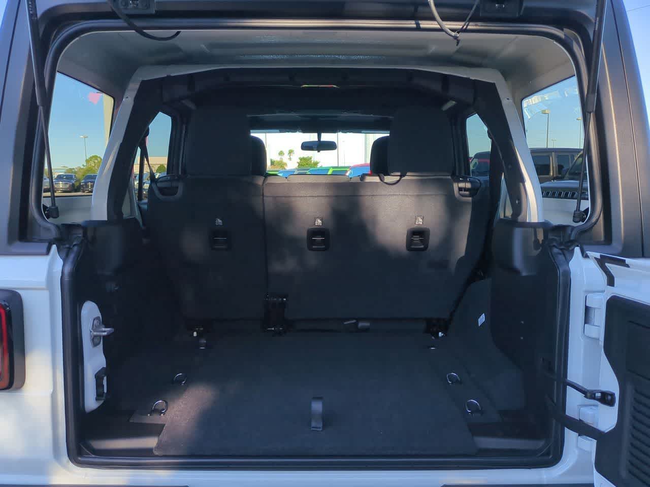 Thumbnail: 2026 Jeep Wrangler - 33