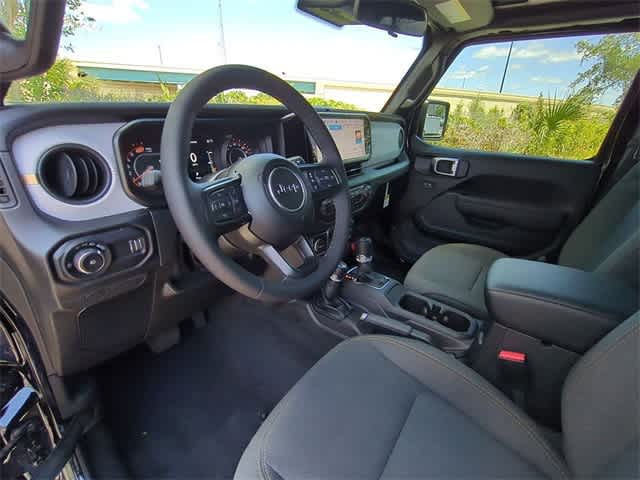 Thumbnail: 2025 Jeep Wrangler - 10