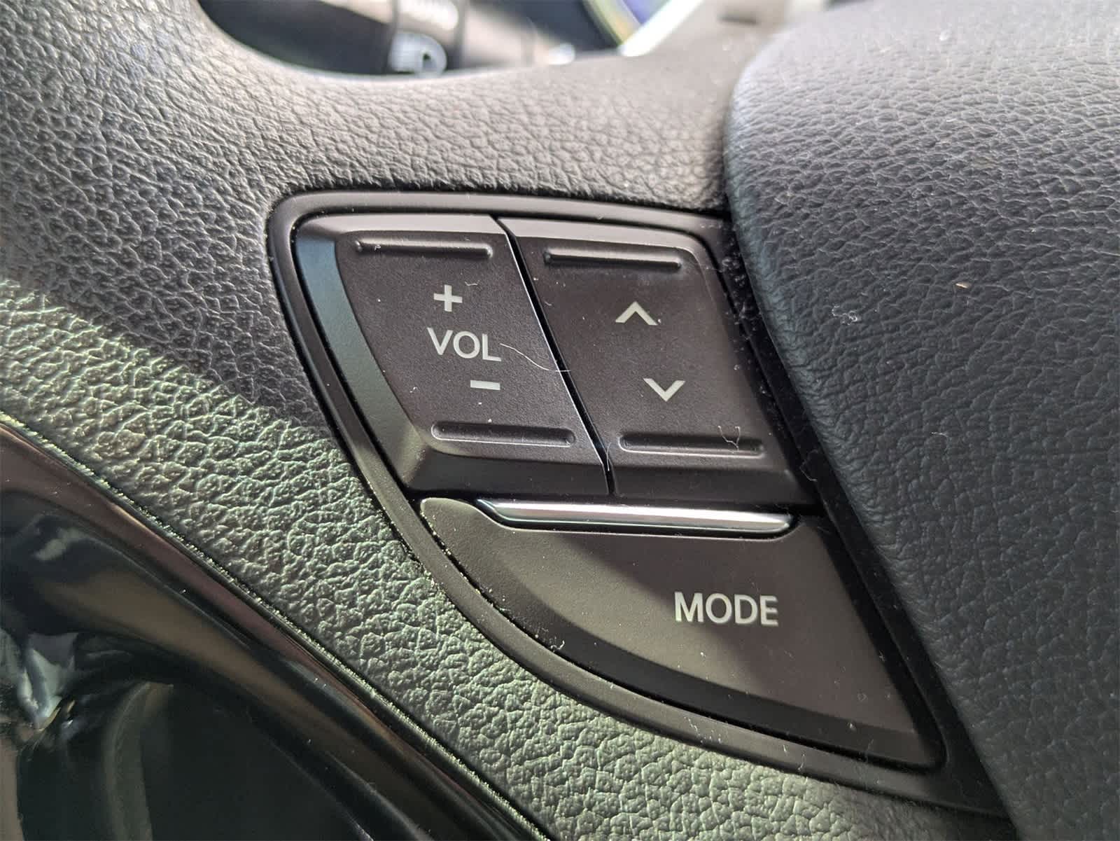 Thumbnail: 2011 Hyundai Sonata - 8