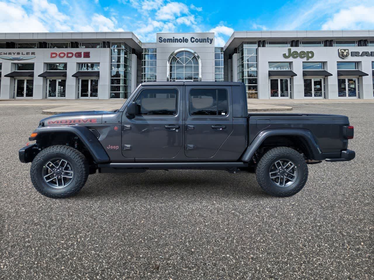 Thumbnail: 2026 Jeep Gladiator - 5