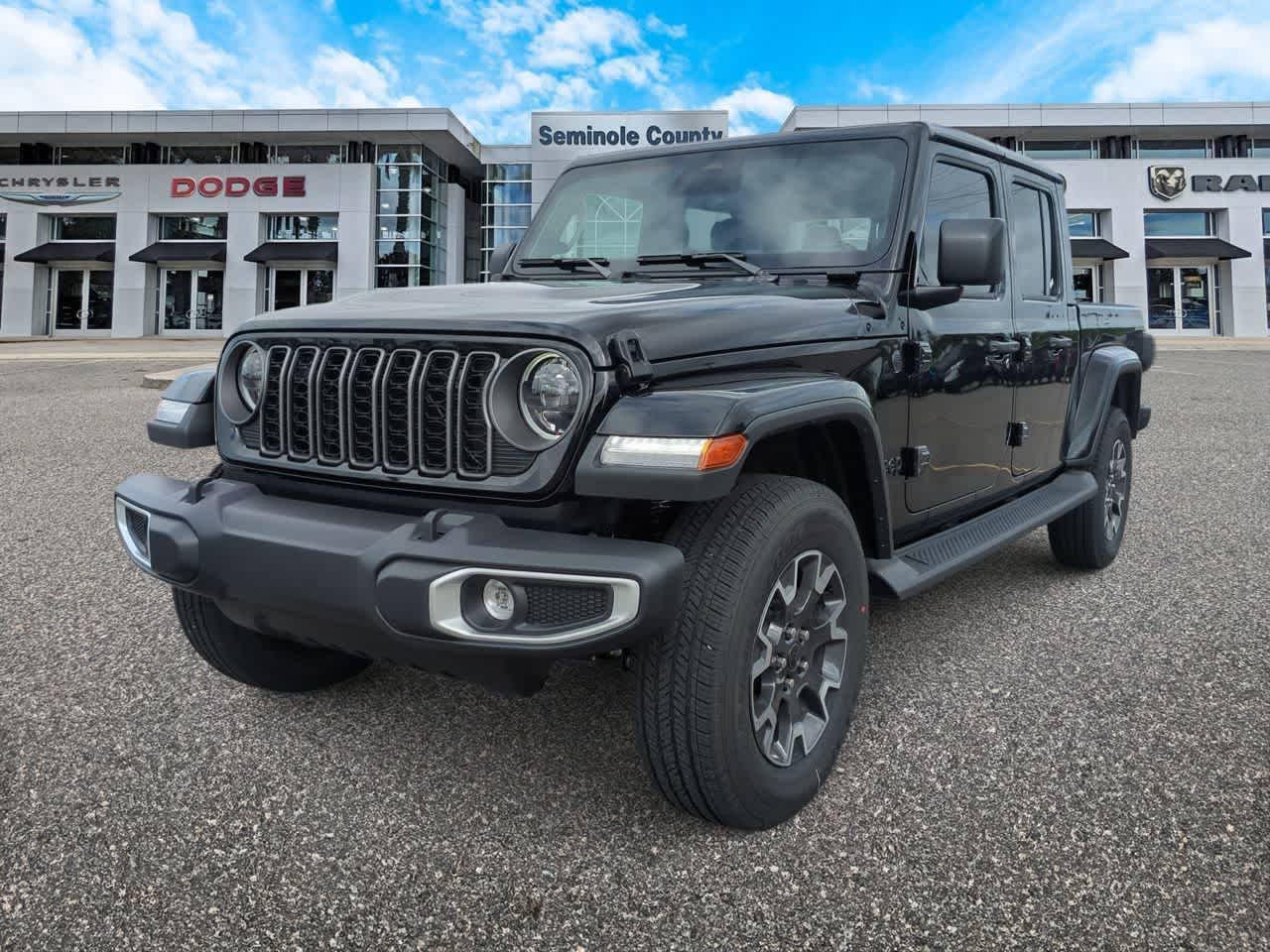 Thumbnail: 2026 Jeep Gladiator - 4