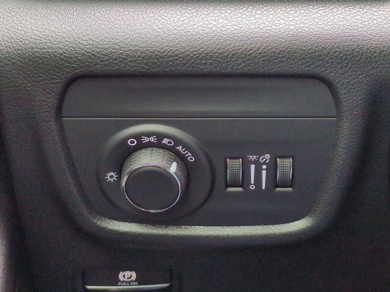 Thumbnail: 2025 Jeep Grand Cherokee - 17