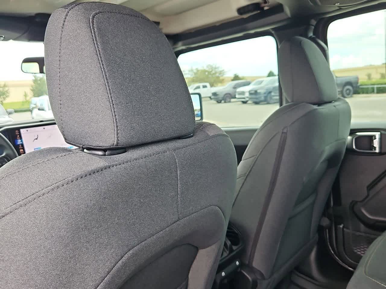 Thumbnail: 2025 Jeep Gladiator - 19