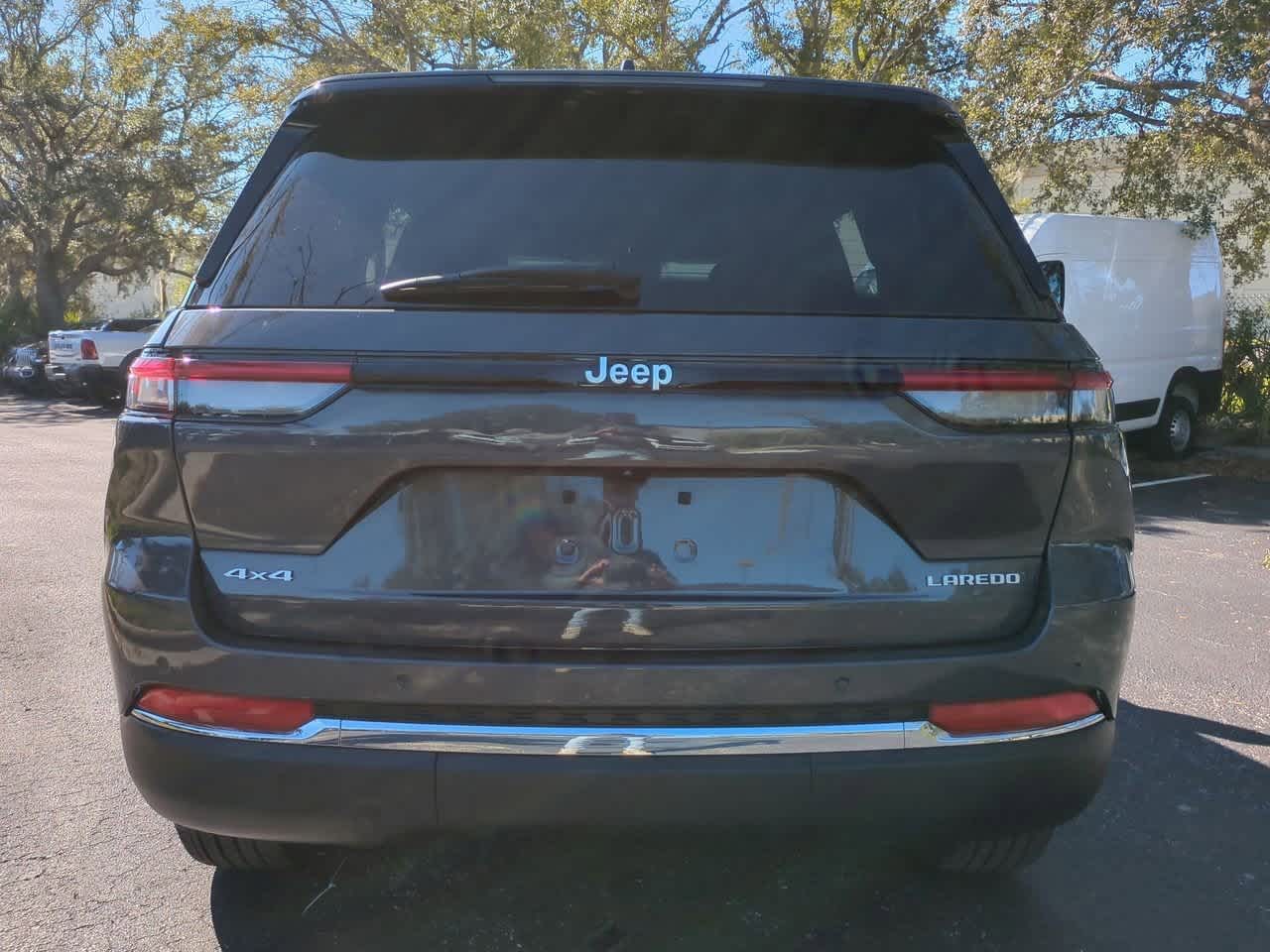 Thumbnail: 2024 Jeep Grand Cherokee - 7