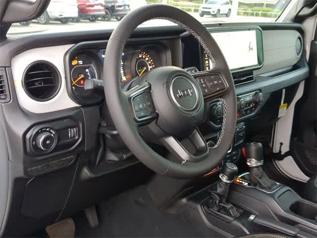 2025 Jeep Wrangler Willys Wheeler 10