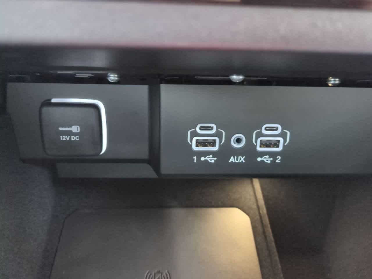 Thumbnail: 2025 Jeep Wagoneer - 32