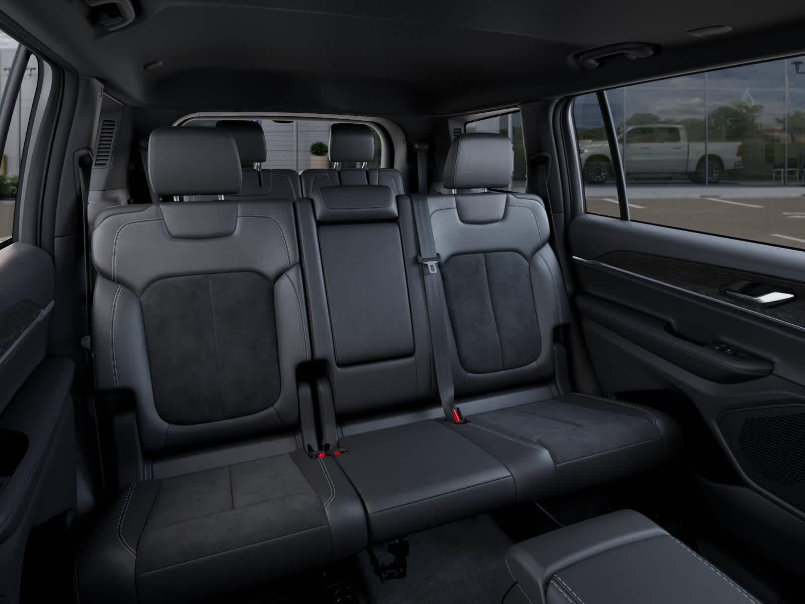 Thumbnail: 2026 Jeep Grand Cherokee L - 15