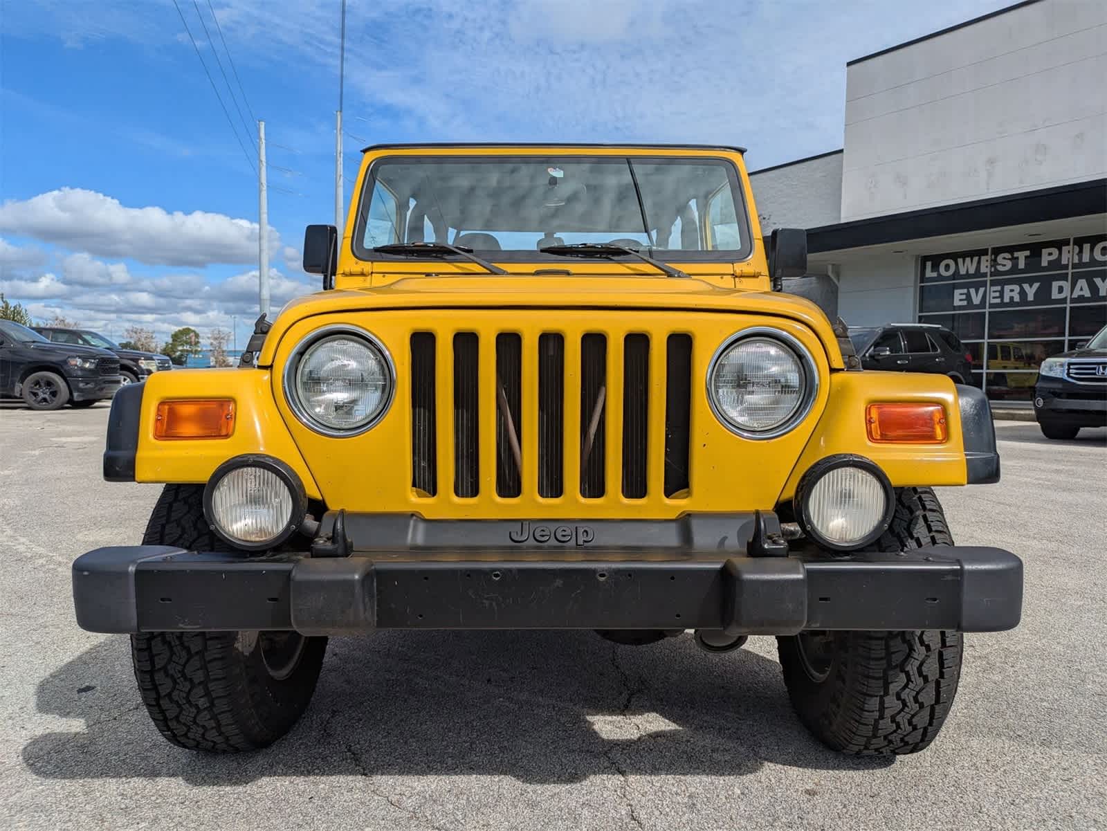 Thumbnail: 2001 Jeep Wrangler - 2